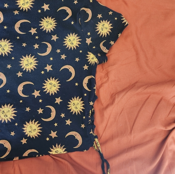 Cut and paste t shirt Sun and moon design - Picture 4 of 10